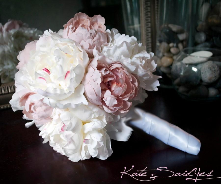 Mariage - Wedding Bouquet Peony Bouquet Ivory and Blush Pink Peony Silk Bridal Wedding Bouquet