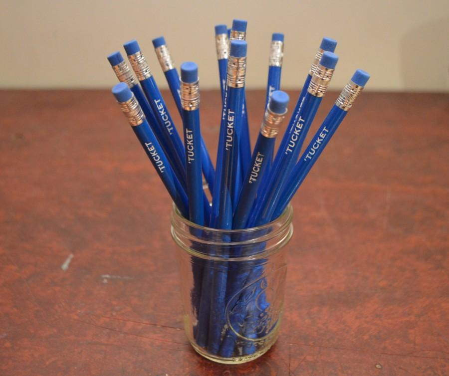 Wedding - Set of 12 Custom Name Pencils, Custom Pencils, Gold Foil Pencils, Personalized Pencils, Engraved Pencils / Cross Word