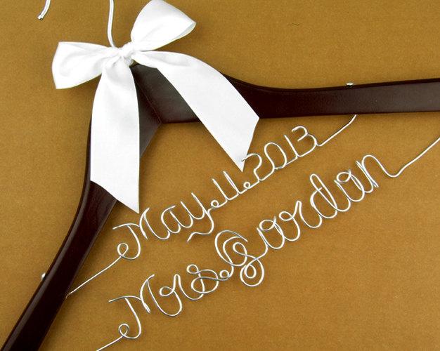 Свадьба - One Day promotion, two lines with date Bride Name Personalized Wedding Hanger, Personalized Custom Bridal Hanger, Brides Hanger, Bridal Gift