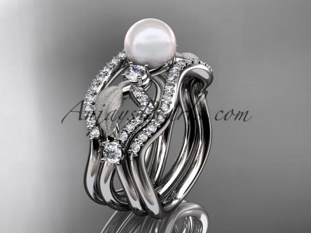 زفاف - http://www.anjayspearls.com/14k-white-gold-diamond-pearl-leaf-engagement-ring-with-double-matching-band-ap68.html#.VkHYdLfhCUk