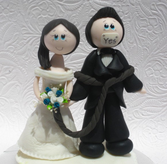 Hochzeit - Funny wedding cake topper, funny cake topper, funny topper, groom tied up by bride