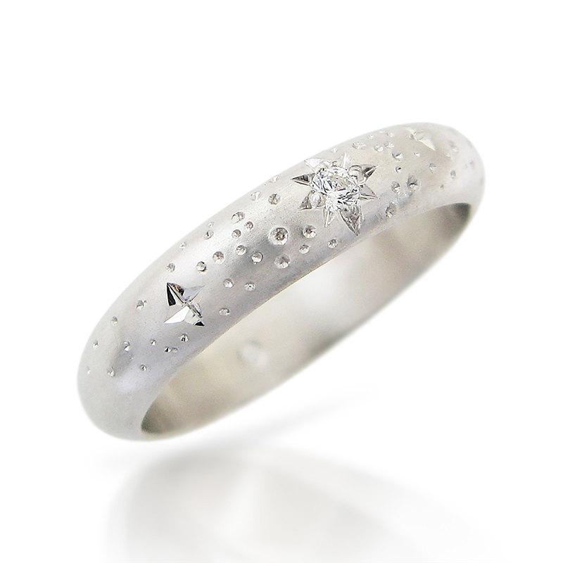 زفاف - Twinkle Diamonds Wedding band, 14K White Gold Wedding ring, Inner planet Hidden diamond Sparkle Alternative Engagement ring, Stars engraving