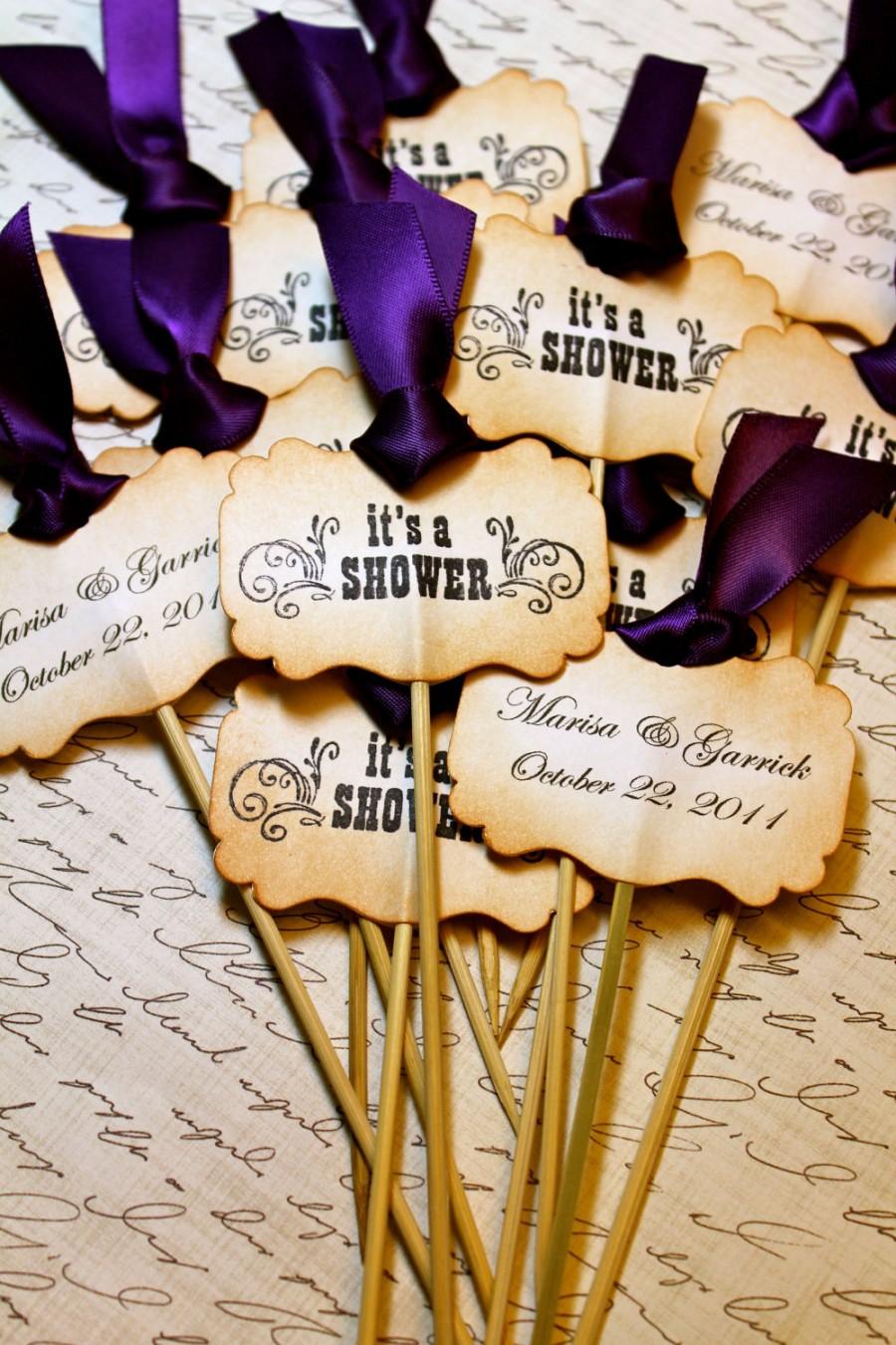 Свадьба - Vintage Inspired Wedding & Bridal Shower Cupcake Toppers - Set of 12 - Personalized - You Choose Ribbon Color