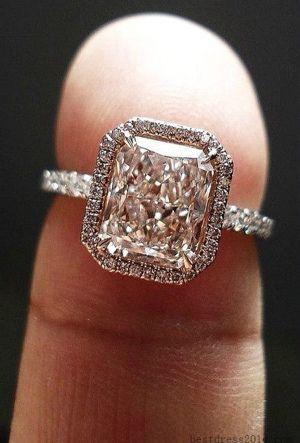 Mariage - 12 Impossibly Beautiful Rose Gold Wedding Engagement Rings