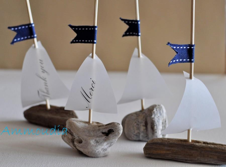 Mariage - Personalized wedding favors-Thank you cards-Personalized place cards -Driftwood sailboat with printed sail-beach wedding & bridal shower