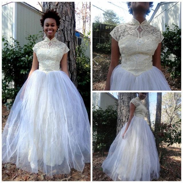 Mariage - 1950s Antique Lace Tulle Wedding Gown