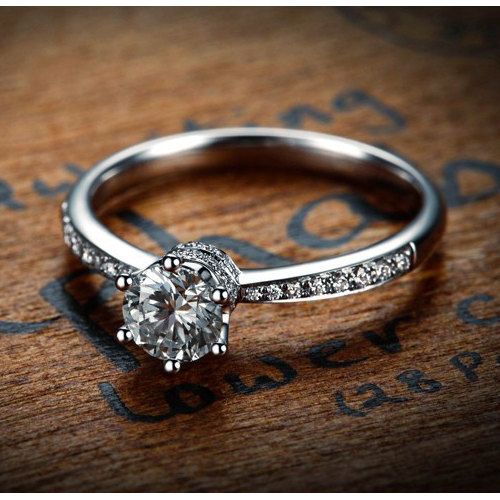 Mariage - Round Shape Diamond Engagement Ring 14k White Gold or Yellow Gold Art Deco Diamond Ring