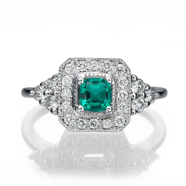 زفاف - 35% Off!! Limited Time Offer!! Vintage Engagement Ring, 18K White Gold Ring, Halo Engagement Ring, 0.84 TCW Natural Emerald Ring Art Deco