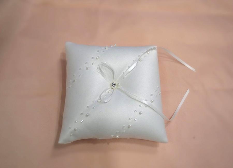 زفاف - Wedding Ring Pillow, 6"x 6", Ivory Ring Bearer Pillow, Color In Your Choice, Pearl And Crystal Accent