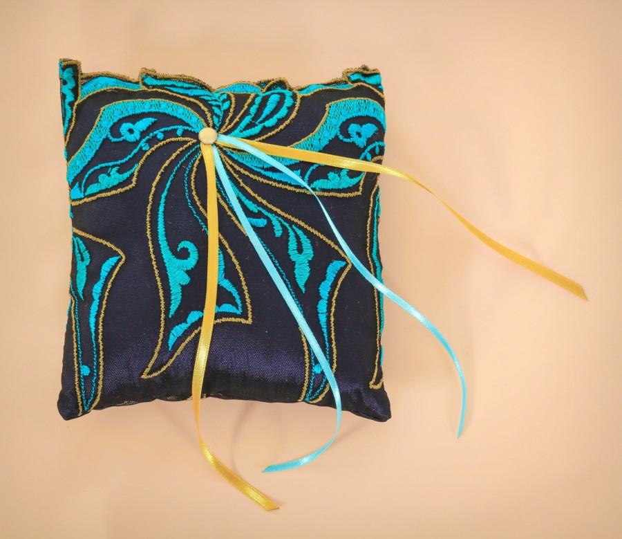 زفاف - Wedding Ring Pillow, 6"x 6", Sapphire Taffet and embroidered black lace, navy blue taffeta, Ring Bearer Pillow,  lace Accent
