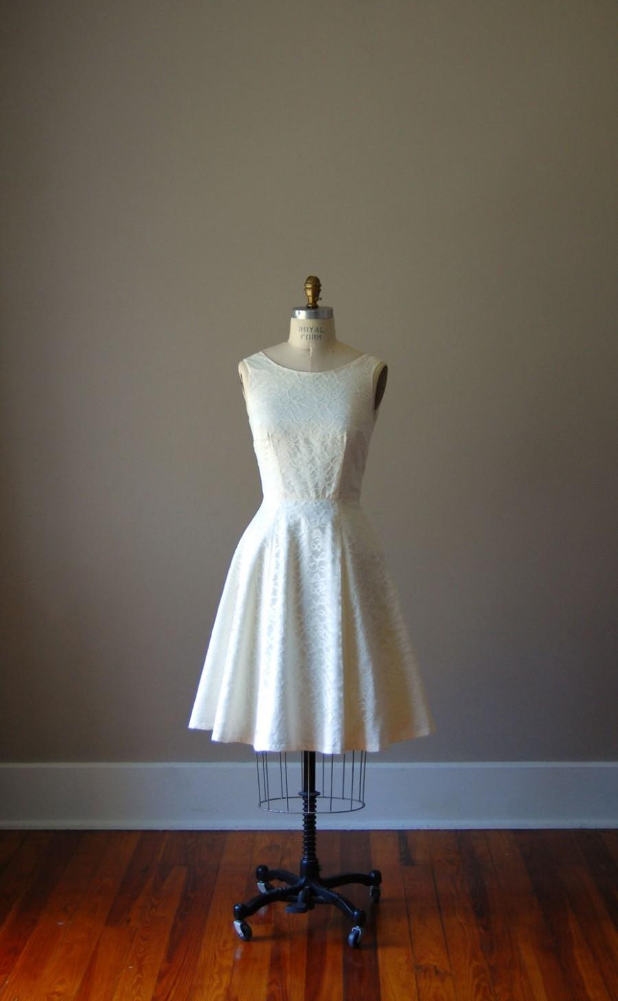 Wedding - Ivory Cotton and Lace Cocktail Dress with Scoop Neck and Full Skirt / Bridesmaid/ Wedding / Knee Length / Circle Skirt / Scoop Back / Cream