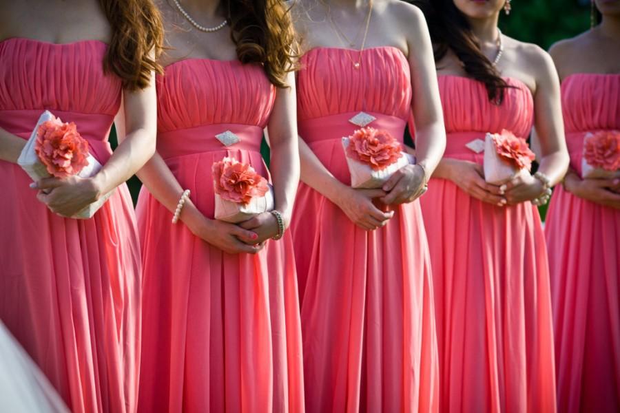 زفاف - Coral pink and peach bridesmaids gifts, Personalized clutches, Wedding clutch purse