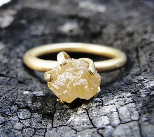 Mariage - Rough Diamond Engagement Ring , Raw uncut Diamond Solitaire Ring , Gold Engagement Ring , Diamond Engagement Ring