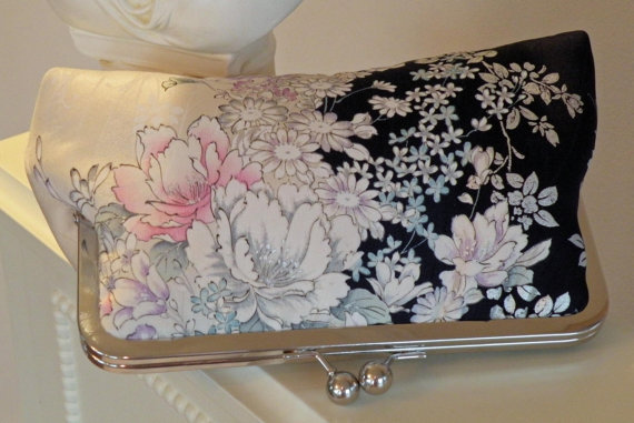 Hochzeit - Vintage Silk Kimono Fabric Clutch/Purse/Bag..Bridal Wedding Gift..Cherry Blossoms..Orchids..Rose..Midnight Blue/Ivory..Wrap/Shawl..Birthday