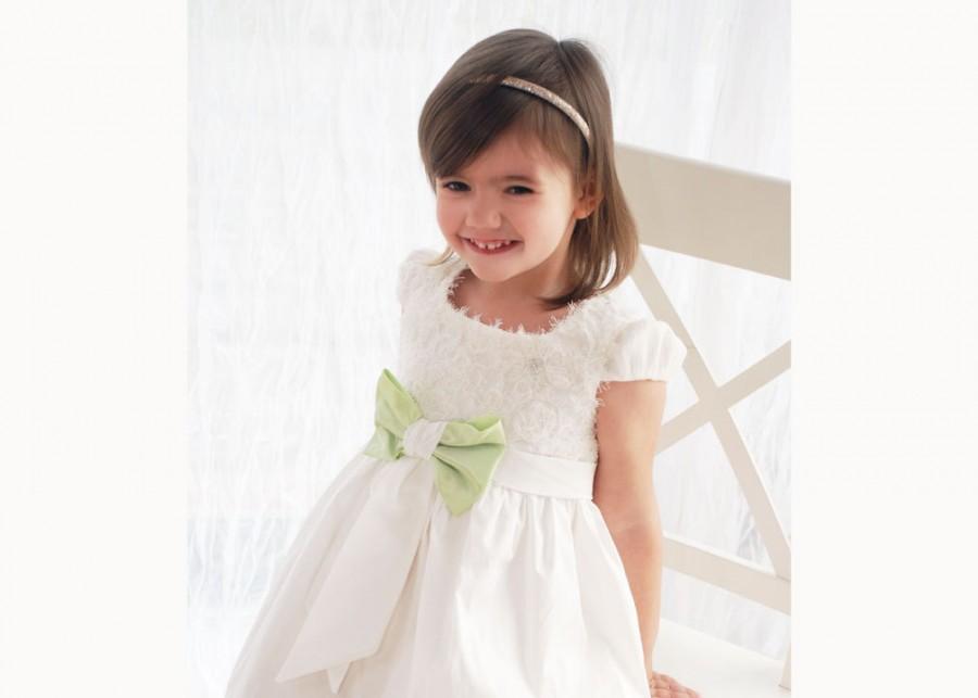 Свадьба - Flower Girl dress-Flower Girl-baby dress-baptism-Handmade in Europe -birthday party-Christmas Dress-Baby Dress-Christening Dress-Wedding