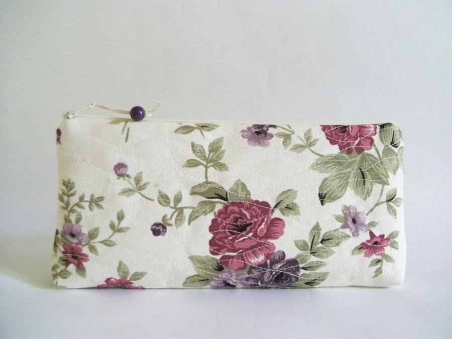 Mariage - Country Wedding Floral Clutch, Country Bridal Shower Purse, Rustic Bachelorette Party Gift, Bridesmaid Bag
