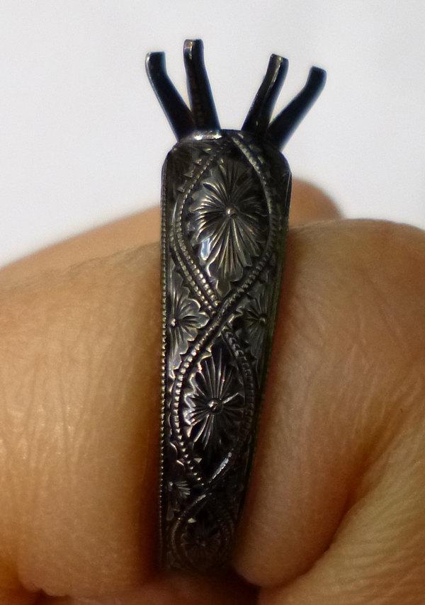 Свадьба - 14K Black Rhodium Hand Engraved Ring Setting Semi Mount Wedding Engagement 6 prong