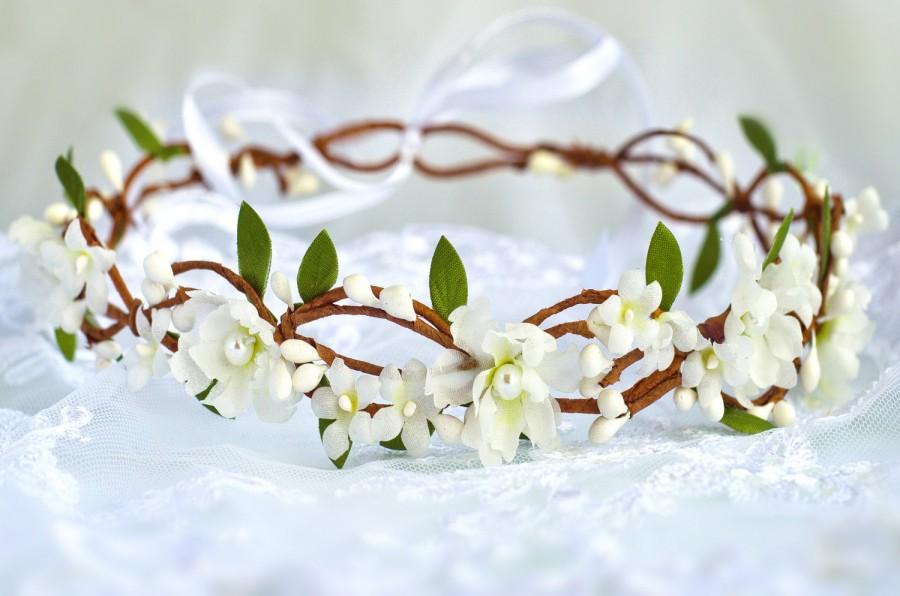 Wedding - Woodland hair crown, white flower crown, wedding circlet, ivory bridal hair piece, flower hair wreath, floral crown, bridal headpiece white