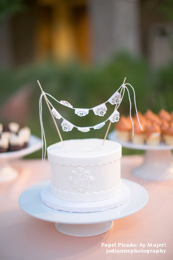 Hochzeit - Papel picado miniature cake topper bunting - sets of 2 - LAS FLORES