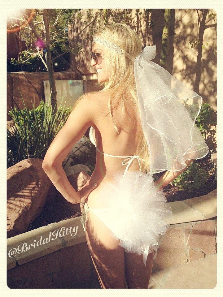 Mariage - 4 Pc Bachelorette Party Nautical Crystal Headband Bridal Shower lingerie Bikini Veil Pool Booty Veil Bride To Be Sash White Wedding Garter