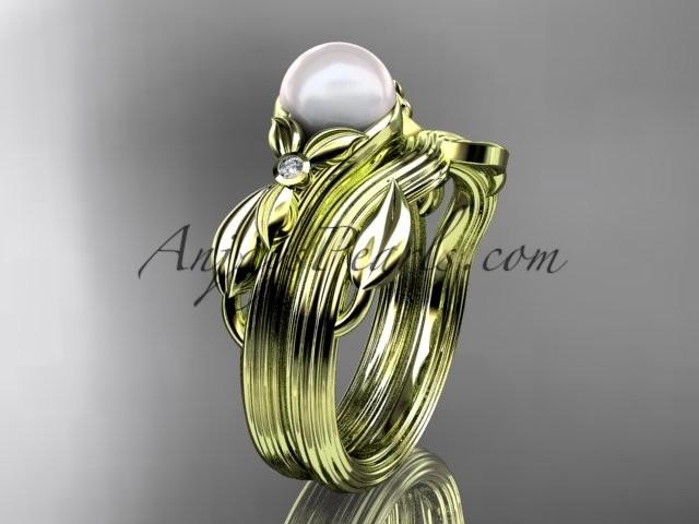 Mariage - Unique 14kt yellow gold diamond floral pearl engagement set AP324S