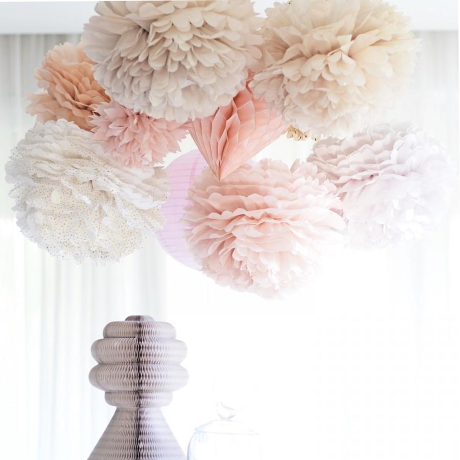 زفاف - 16 mixed sizes Tissue paper  PomPoms - pick your colors - wedding party decorations - pom poms - birthday set