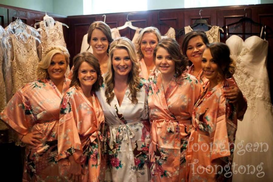 Hochzeit - On Sale Set  8 Kimono Robes Bridesmaids Silk Satin Mix Colour Paint Peacock Designs Pattern Gift Wedding dress for Party Free Size