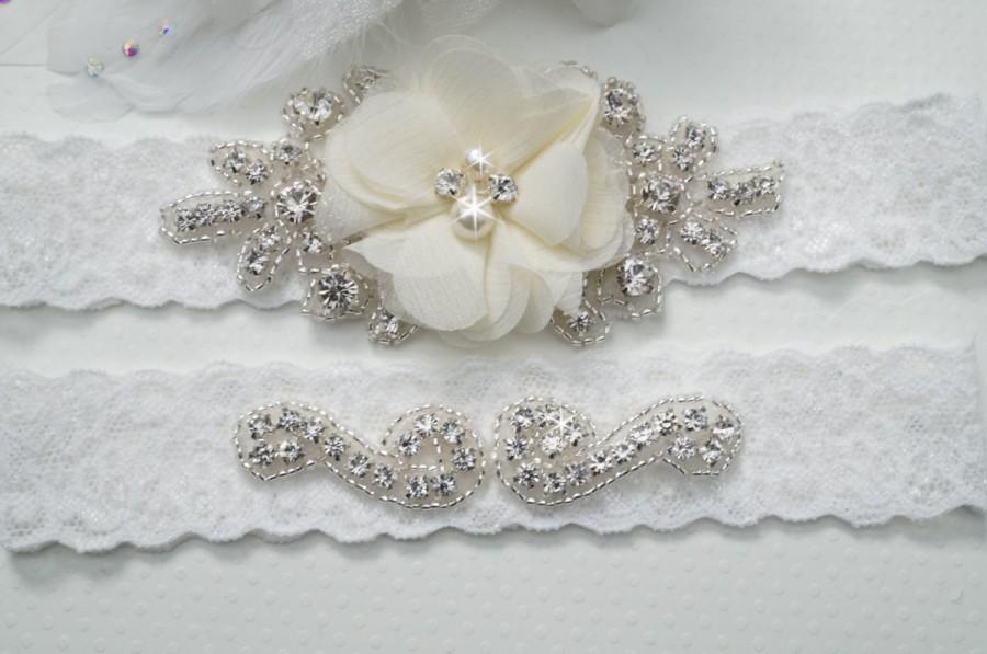 Hochzeit - Wedding Garter Belt, Bridal Garter Set, Rustic Bridal Garter, Keepsake Garter, Toss Garter, Ivory Wedding Garter
