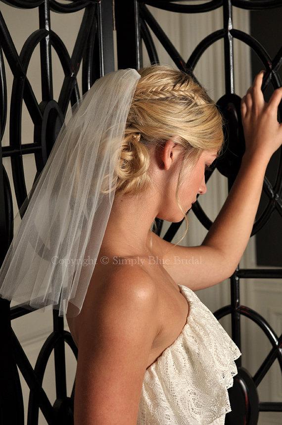 Wedding - Short Veil - Shoulder Length Veil with Raw Cut Edge in White, Diamond White, Light Ivory, Ivory or Champagne