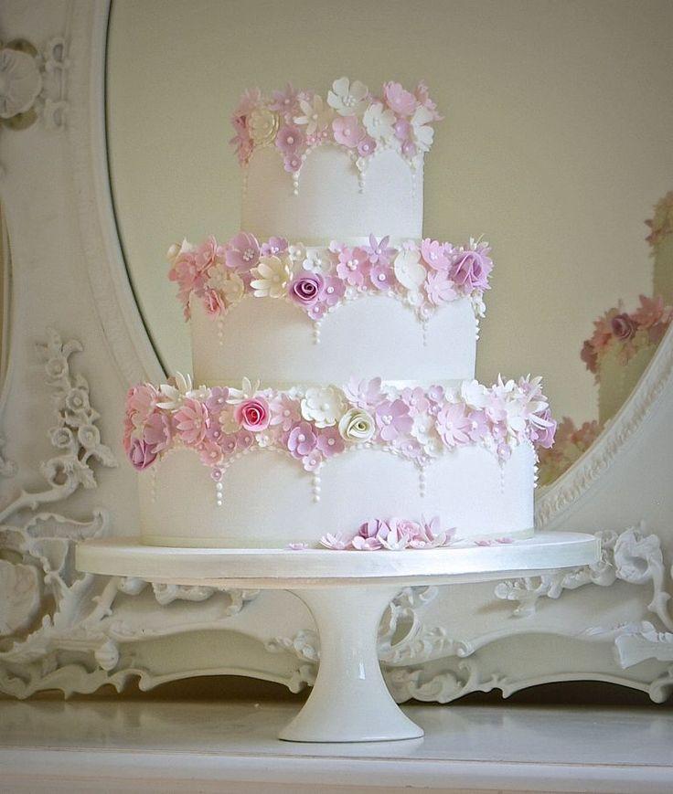 زفاف - The Top 12 Wedding Cake Trends For 2016