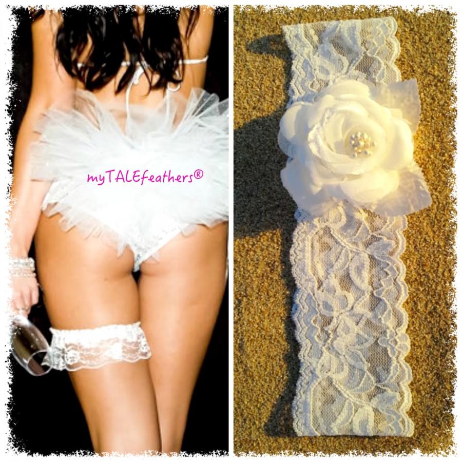 Hochzeit - SET: BRIDE Bling Bikini Veil & Lace Garter by myTALEfeathers® - Bling Bikini Veil - Booty Veil - Lace Garter - Bride Bikini