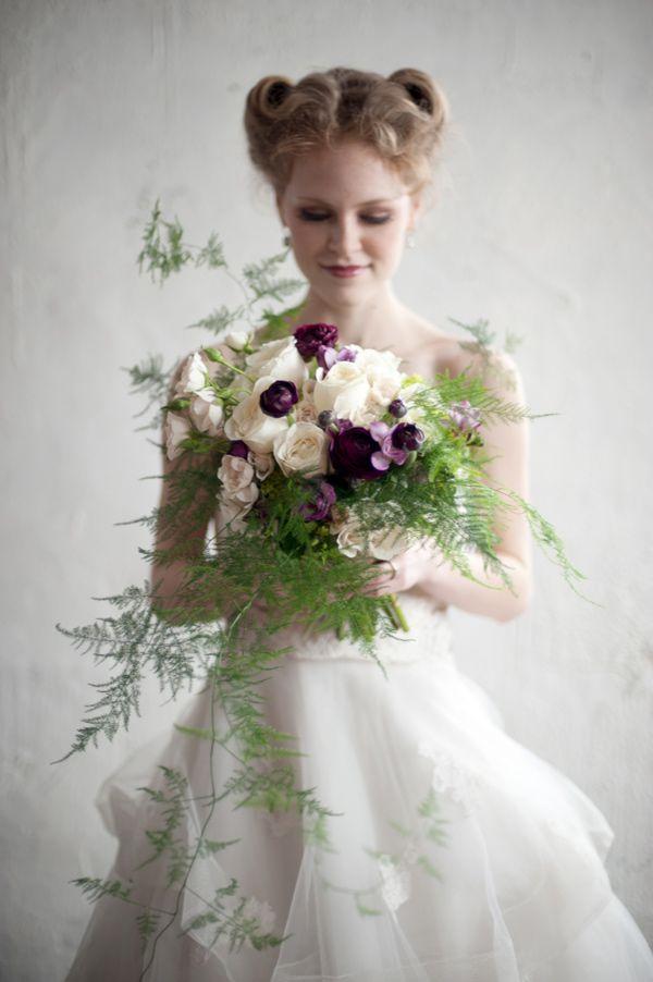 Hochzeit - A Gorgeous Winter Bouquet With Delicate Ferns