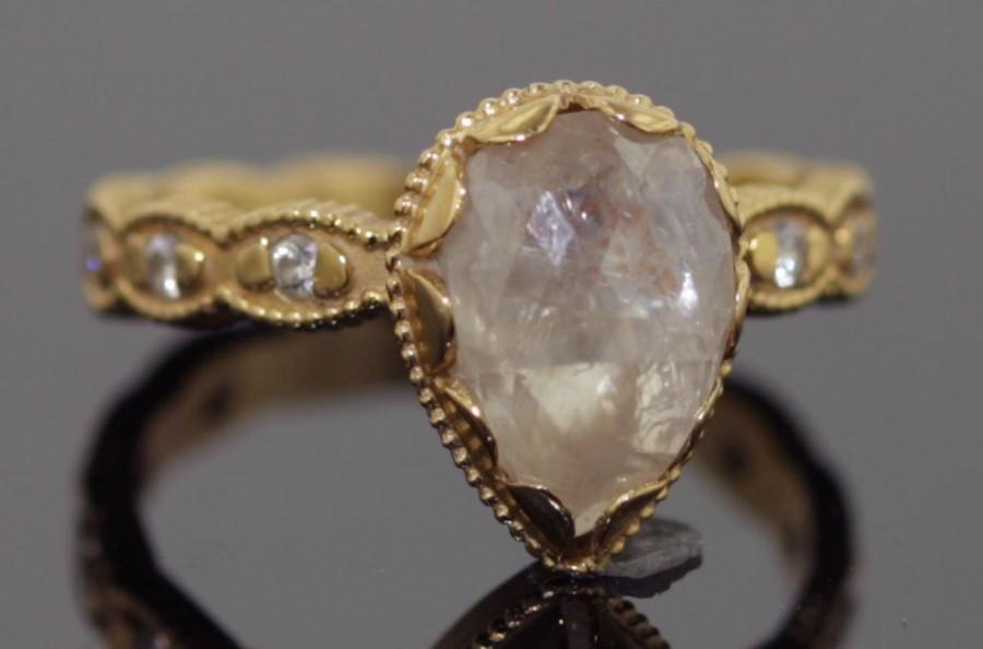زفاف - Megan Thorne Diamond Ring Engagement Ring 2.77 cts Total Weight with Pear Shaped Rose Cut Diamond in 18k Yellow Gold - JW100