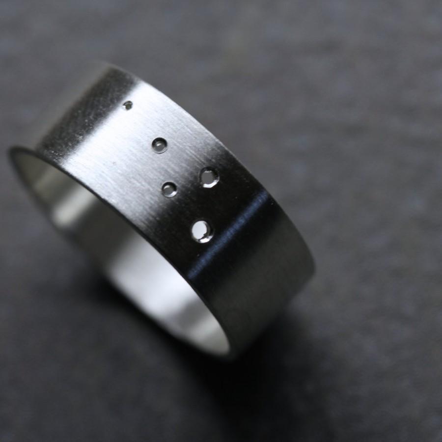 زفاف - Simple Men's Wedding Band Silver Wide Modern Minimalistic Dots - Traces