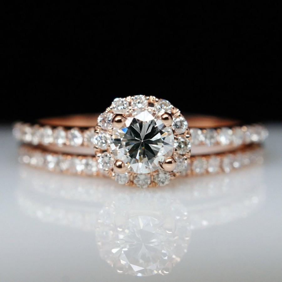 solitaire engagement ring with wedding band