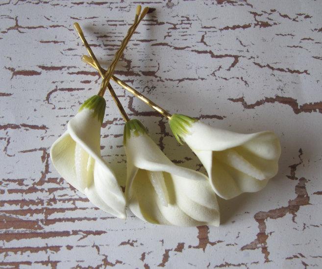 زفاف - Ivory Calla Lilies flowers SET OF 3 bobby pins -hair clips - Weddings