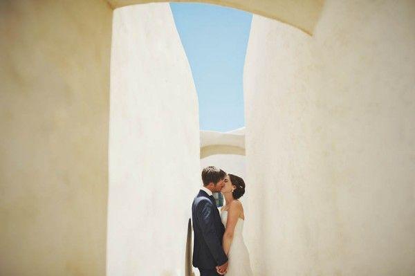 Свадьба - Classically Beautiful Santorini Elopement