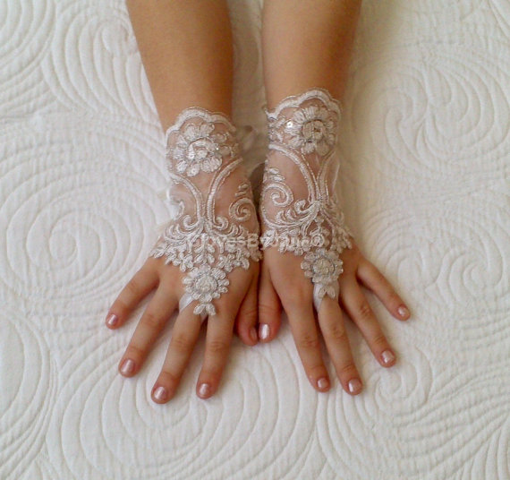 childrens ivory lace gloves