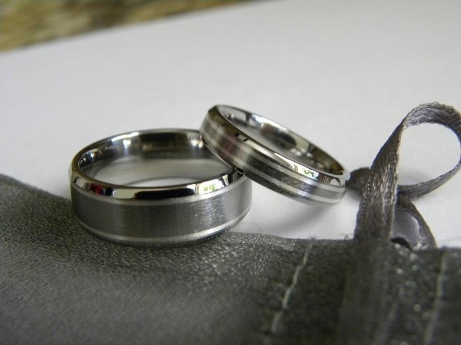 Hochzeit - Titanium Ring Set with Silver Inlay, Matching Wedding Bands