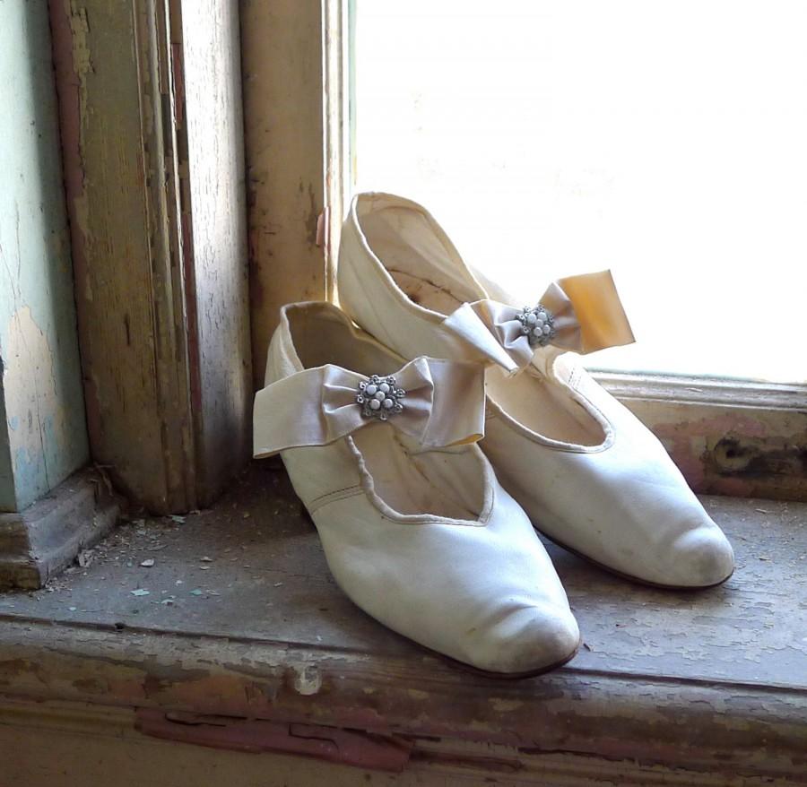 Hochzeit - White Kidskin Leather Wedding Shoes