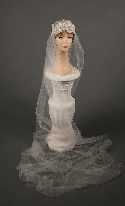 زفاف - Vintage Inspired Hand Made Bridal Veil Hand Made  Shimmer Tulle Gold Applique Headband  Matching Purse, Shoe Clips
