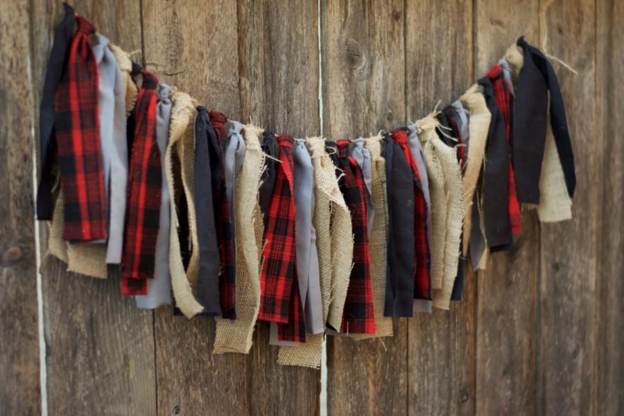 Hochzeit - Lumberjack Rag Tie Garland-Buffalo Plaid Fabric Garland-Rustic Woodland Baby Shower Decor-Nursery Decor-First Birthday Highchair Decor