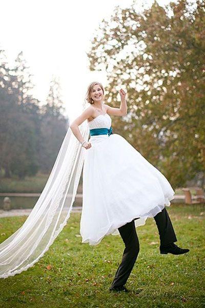 Свадьба - Wedding Photos That'll Make You Laugh