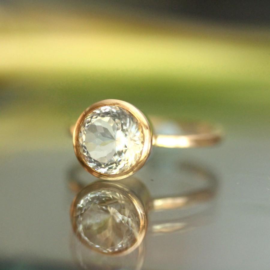 زفاف - White Topaz 14K Gold Engagement Ring, Gemstone Ring, Stacking RIng, Protuguese Cut, April Birthstone - Made to Order
