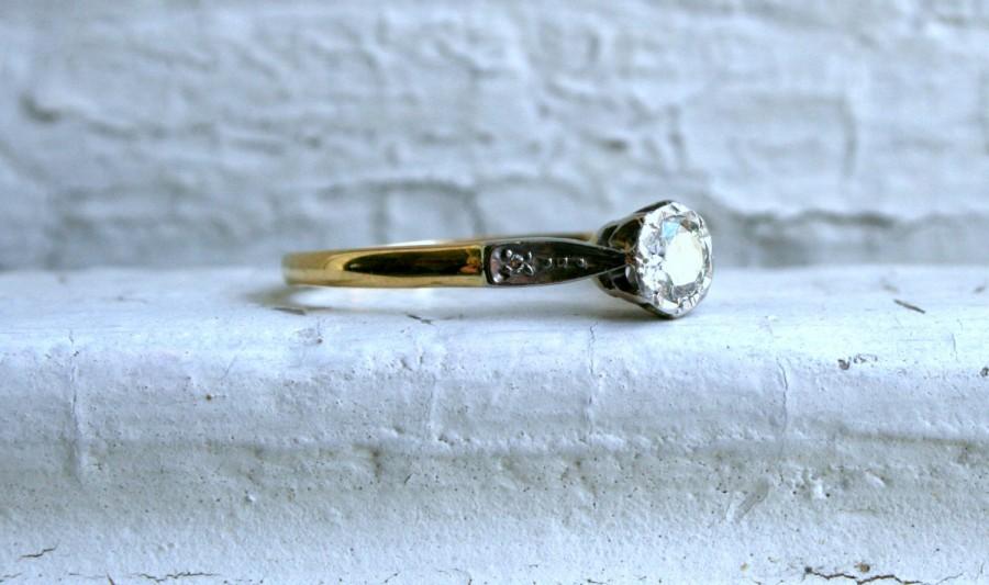 زفاف - British Antique 18K and Platinum Diamond Engagement Ring.