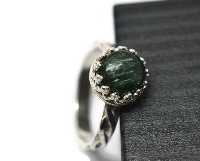 زفاف - 8mm Seraphinite Ring, Natural Gemstone, Sterling Silver Celtic Jewelry, Green Jewelry, Silvery Green Gemstone