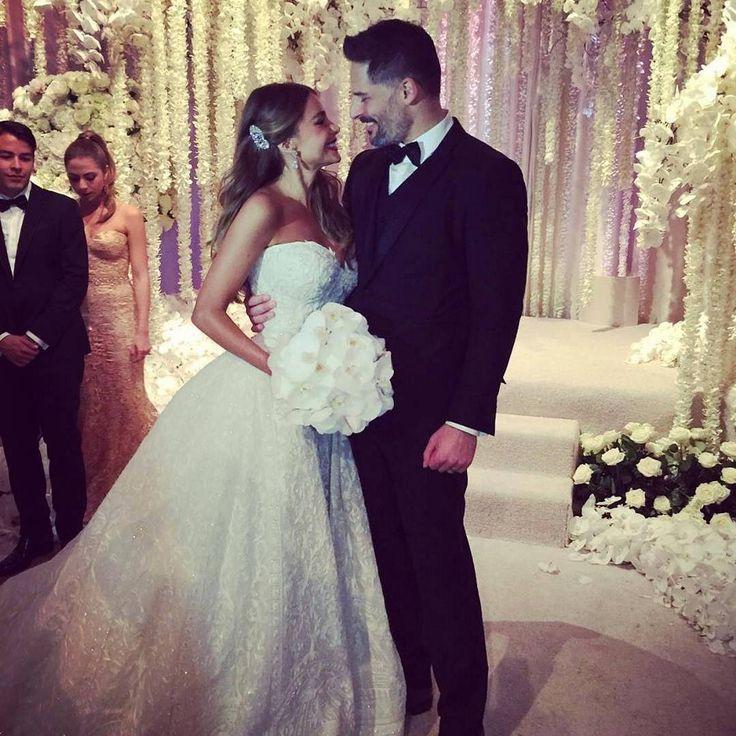 زفاف - Belle The Magazine On Instagram: “Gushing Over @sofiavergara's Wedding!!! Xoxo       …”