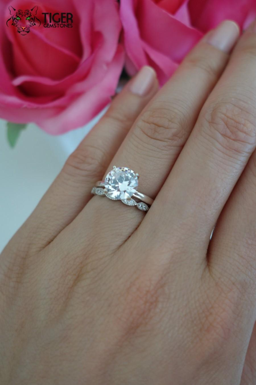 Mariage - SALE 2 Carat Art Deco Round Solitaire Wedding Set, Man Made Diamond Simulants, Engagement Ring, Promise Ring, Bridal Ring, Sterling Silver