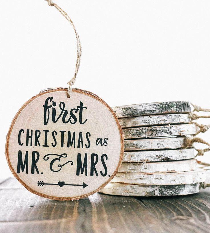 Hochzeit - Couple's First Christmas Birch Wood Ornament