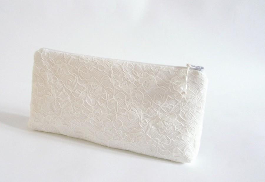 Hochzeit - Ivory Lace Clutch, Wedding Bridal Bag, Bridesmaid Purse, Romantic Evening Handbag